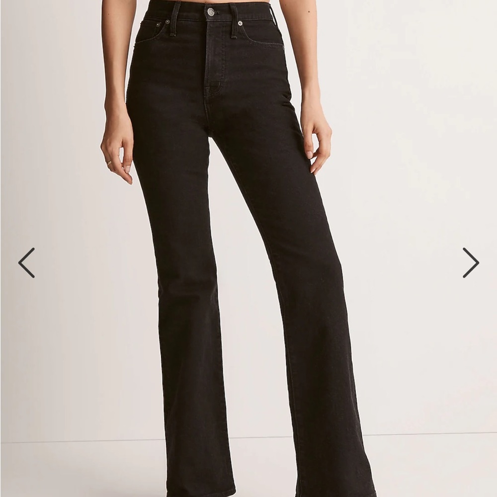 Madewell The Perfect Vintage Flare Jean in Sherborn Wash